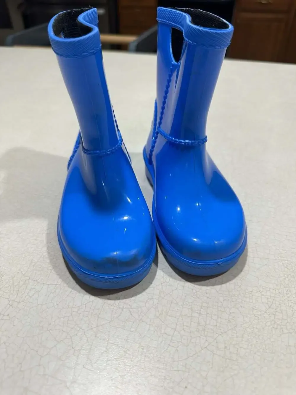 UGG Kids T Rahjee Rain Boots – Size 8 Blue – Toddler/Little Kid